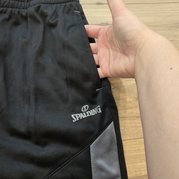 NWT Spalding Boys Black Performance Joggers Size Medium (10/12) - Picture 2 of 8